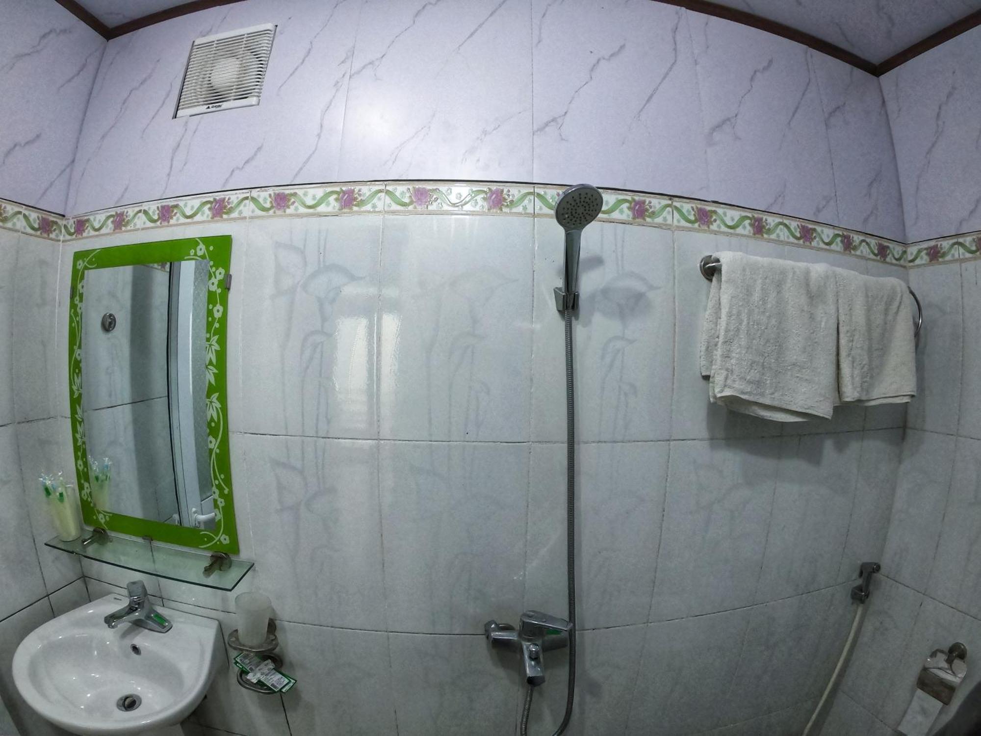 Minh Hung Hostel Sa Pa Bilik gambar